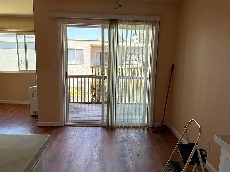 285 Moss St #75 — Photo 1