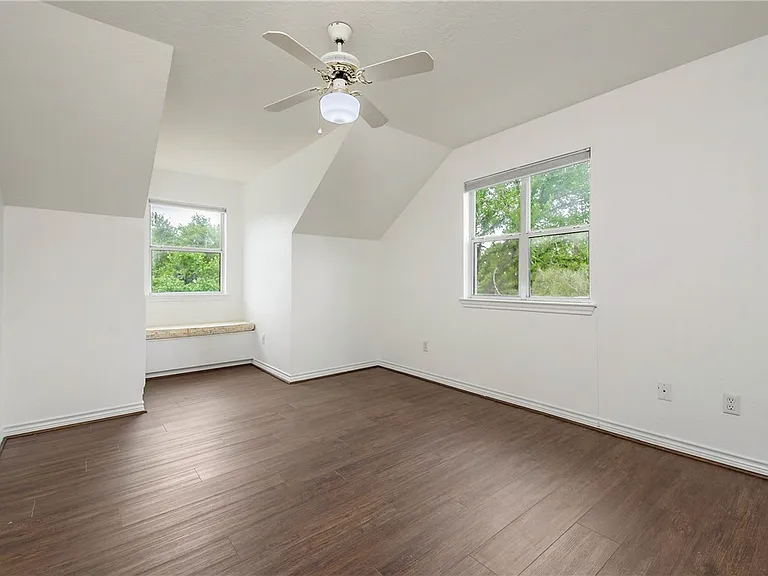 4597 Sandpiper Cv — Photo 18