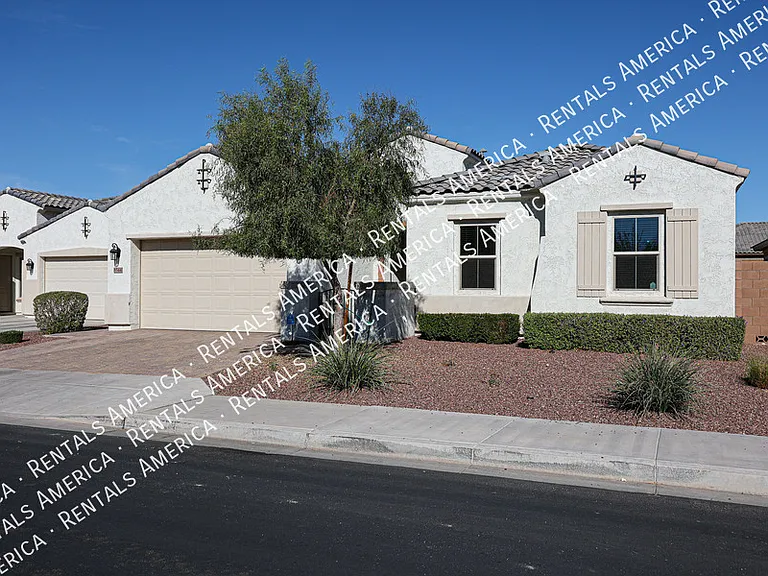 8544 W Midway Ave — Photo 3