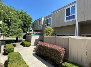2950 S Greenville St UNIT B, Santa Ana, CA 92704