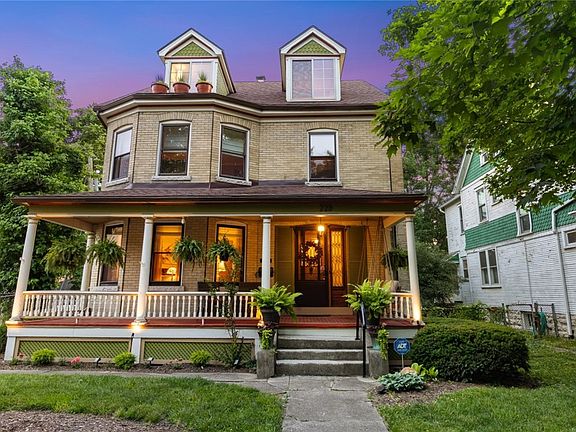 2nd image of 223 Grafton Ave
