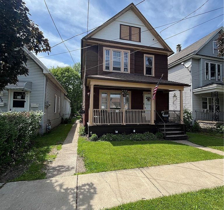 1st image of 444 Schiller St