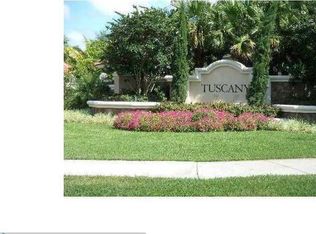 2524 SW 83rd Ave, Hollywood, FL 33025