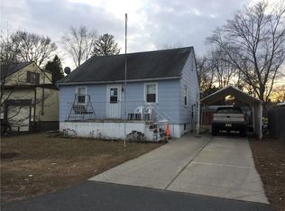 2 Maiden Ln, Spotswood, NJ 08884