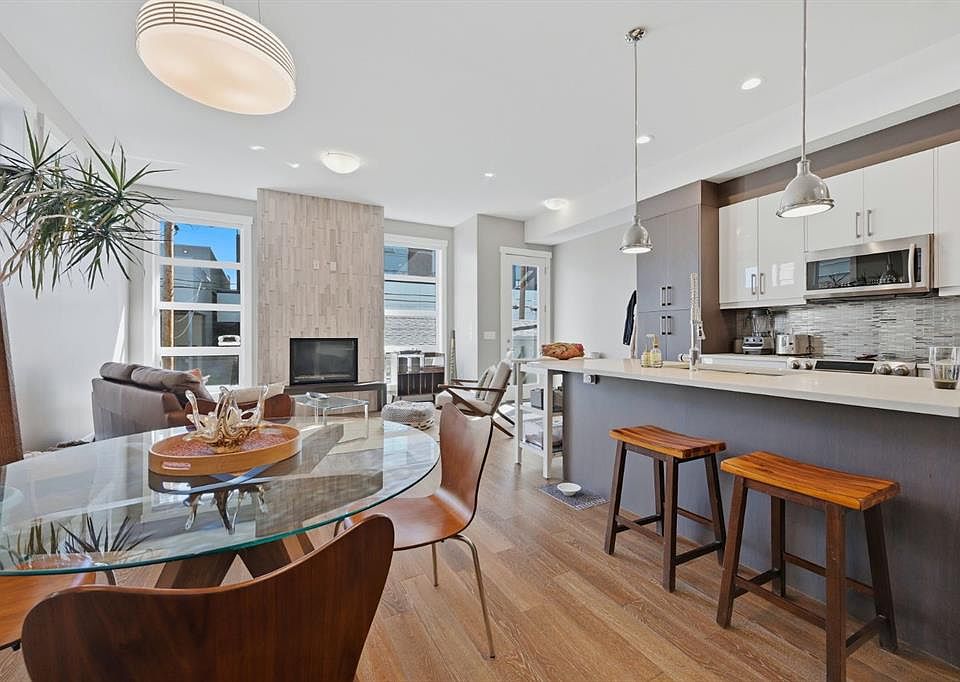 1st image of 4620 SW 17th Ave NW #2