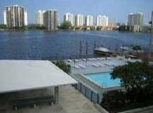 2750 NE 183rd St APT 303, Aventura, FL 33160