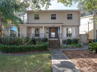 9400 Roslyn Dr, River Ridge, LA 70123