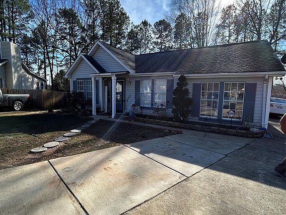 3rd image of 7233 Idlewild Brook Ln