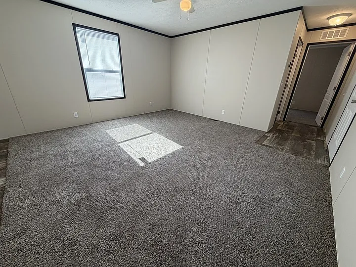 38000 Le Chateau Blvd #682 — Photo 3