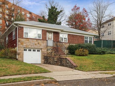 15 E Cheshire Pl, Staten Island, NY, 10301
