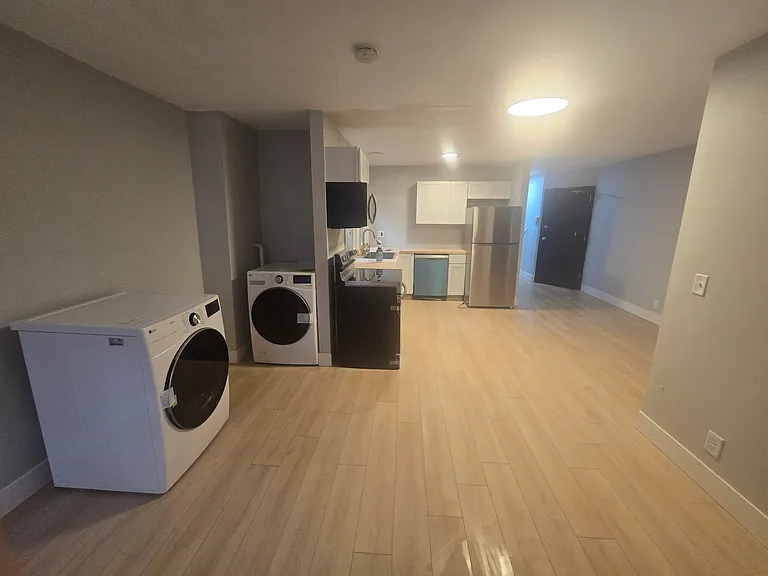 423 State St #1 — Photo 18