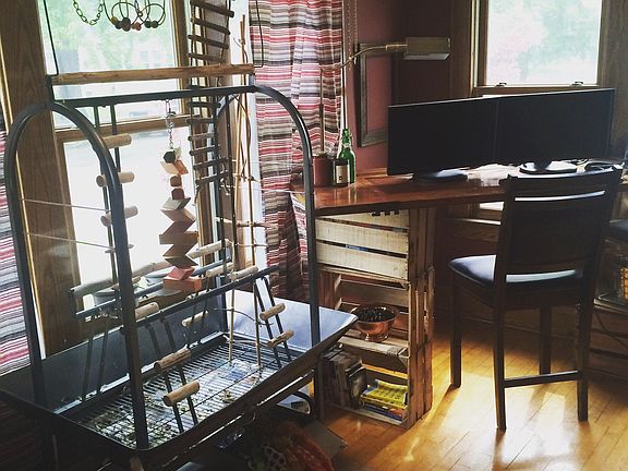 Four Seasons room/office