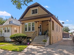 8105 44th St, Lyons, IL 60534