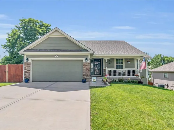 5018 N Belmont Ave, Kansas City, MO 64119