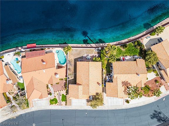 2nd image of 2520 Ocean Front Dr