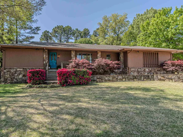 1600 Clover Cir, Paragould, AR 72450