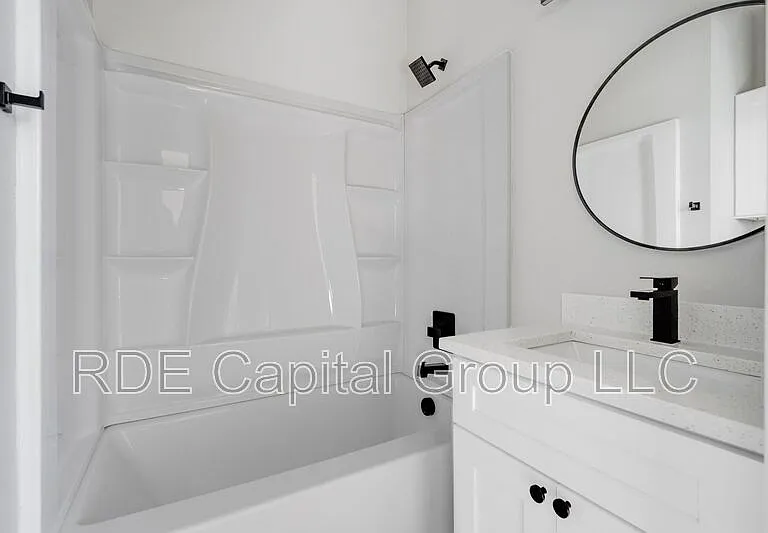948 Corinth Street Rd #3 — Photo 37