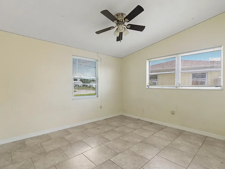2344 Starlite Ln — Photo 39
