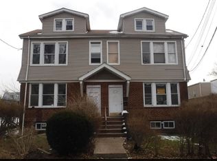 30-32 Philip Pl #1R, Irvington, NJ 07111