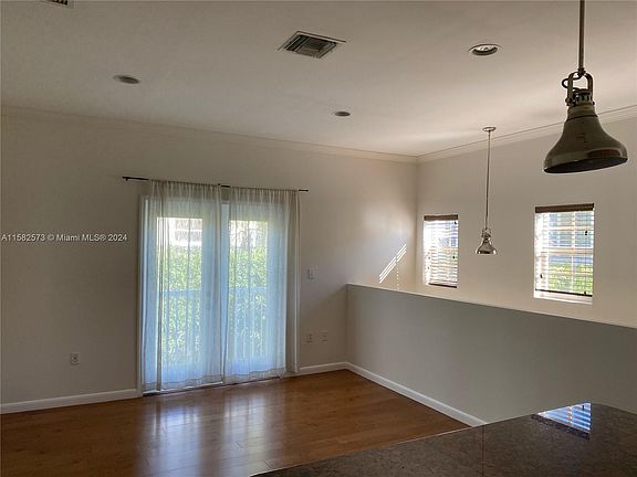 2nd image of 1344 Euclid Ave #1A