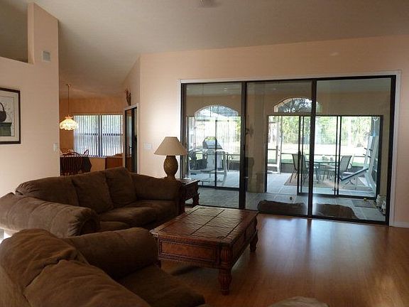 5th image of 74 Whispering Pine Dr