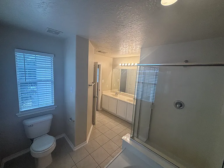 8805 Elm Drake Ln — Photo 32