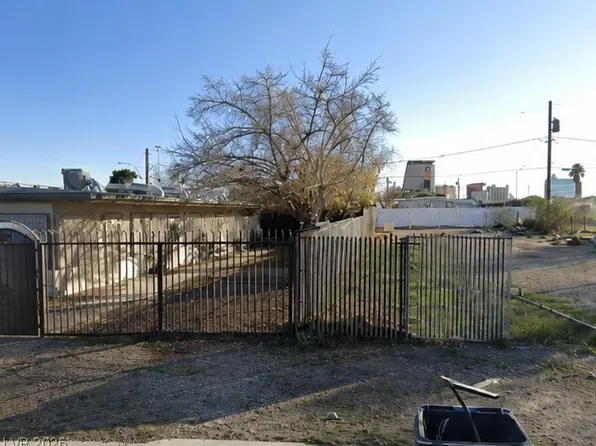 211 Jackson Ave, Las Vegas, NV 89106