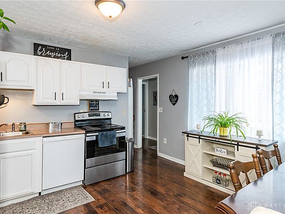 5th image of 1737 Atkinson Dr