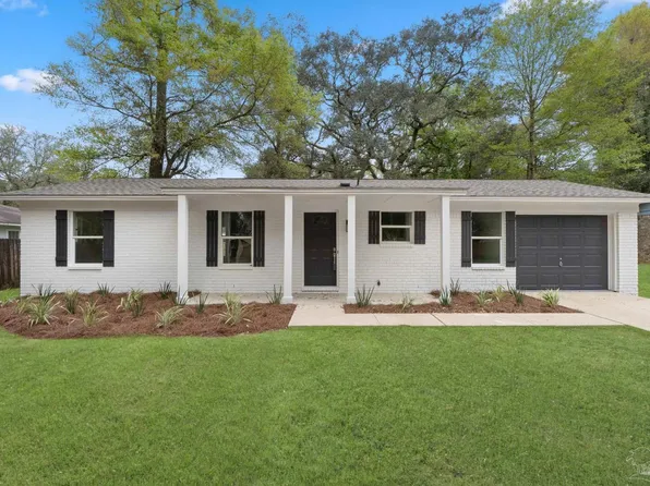 6611 Wonderlake Rd, Pensacola, FL 32526
