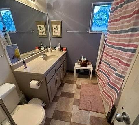 2nd image of 6008 Arosa St #5