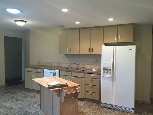 2nd image of 3060 Valley Creek Rd NW