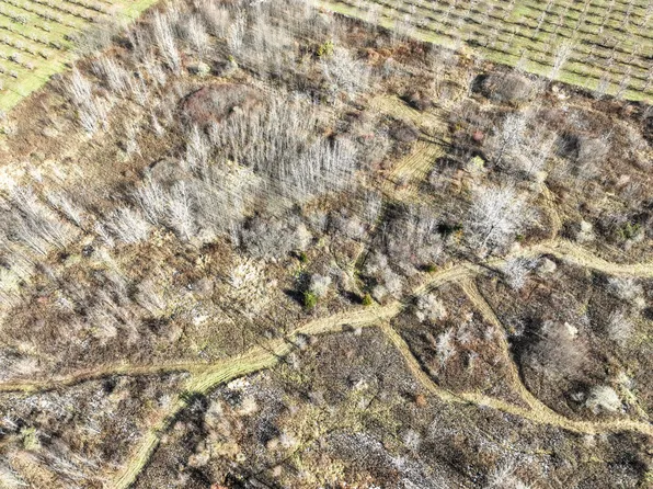 32nd Ave, Covert, MI 49043