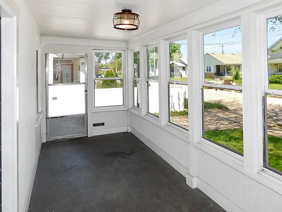4th image of 2641 Lapey St