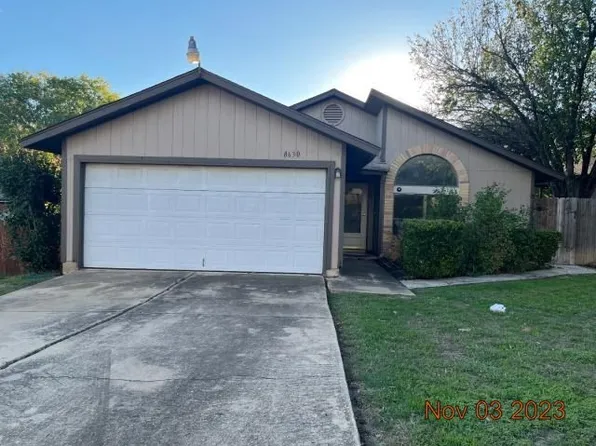 8630 Serene Ridge Dr, San Antonio, TX 78239