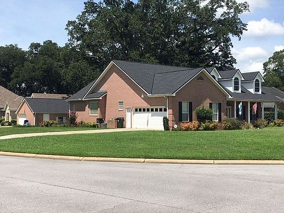 2nd image of 923 Brandermill Dr