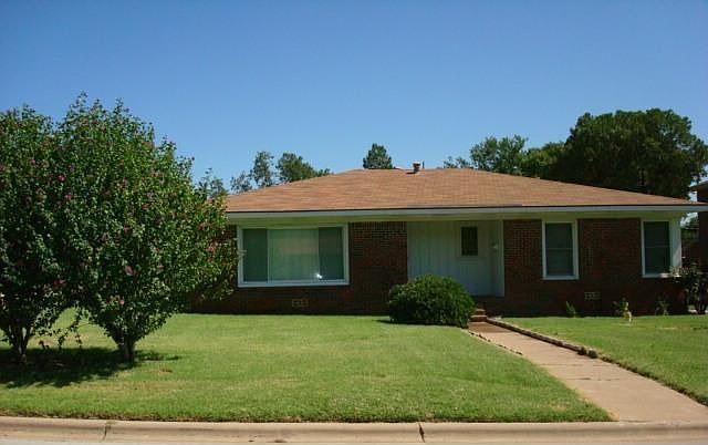 1st image of 3224 Carol Ann St