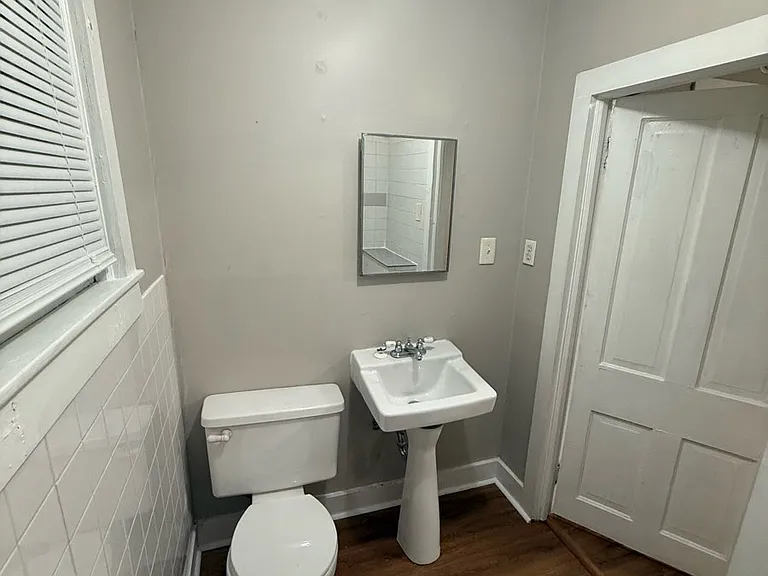 1195 Dorothy Pl #B — Photo 13