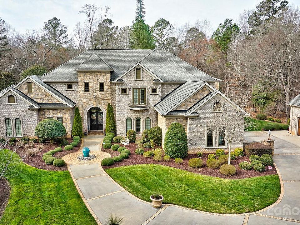 See inside: A new-build home near Lake Wylie with a custom pantry