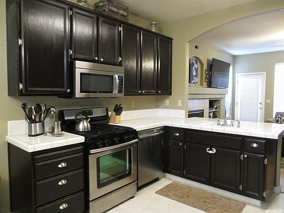 5th image of 2056 Milan Way
