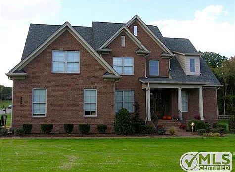 1st image of 921 Manchester Dr