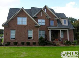 921 Manchester Dr, Nolensville, TN 37135