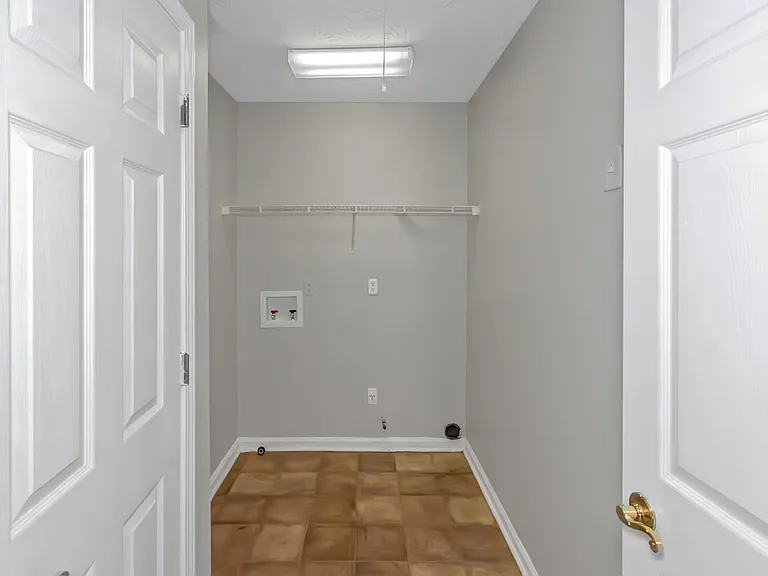 3309 Touchwood Ct SW — Photo 37