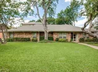 2620 Riveroaks Dr, Arlington, TX 76006