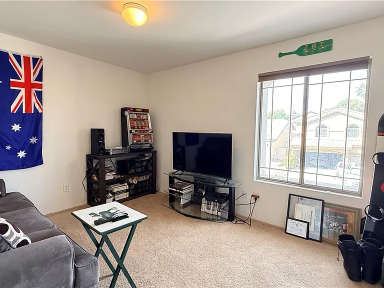 10633 Adamsong Ave — Photo 24