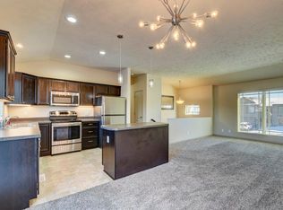 5306 S 196th St, Omaha, NE 68135