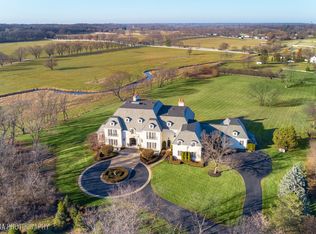 34 Ridge Rd, Barrington Hills, IL 60010