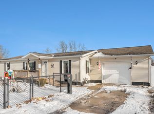 235 Orchard St, Constantine, MI 49042