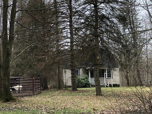 3rd image of 6043 Oak St