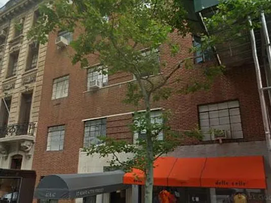 Rented by Compass | media 21