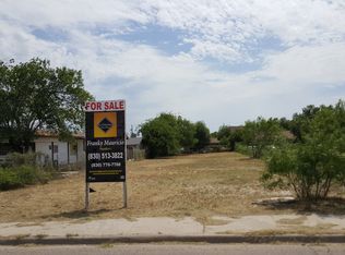 1652 Eidson Rd, Eagle Pass, TX 78852